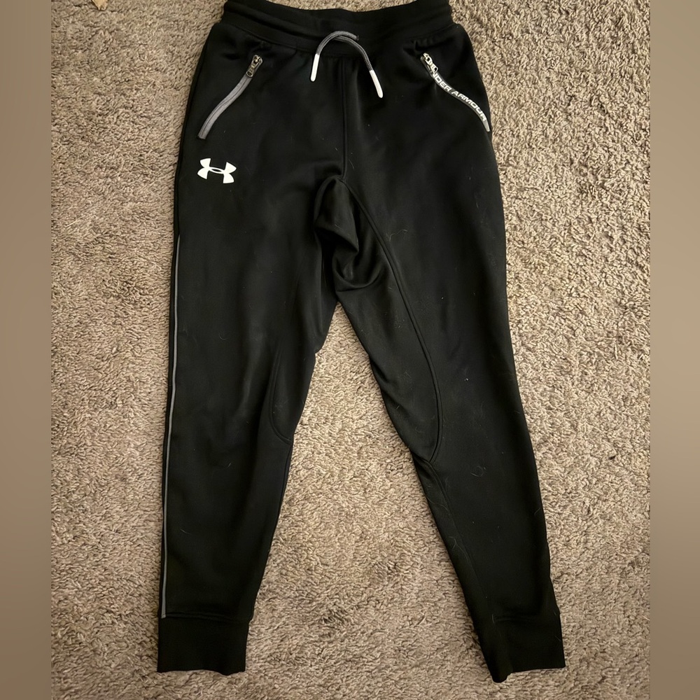 UA joggers